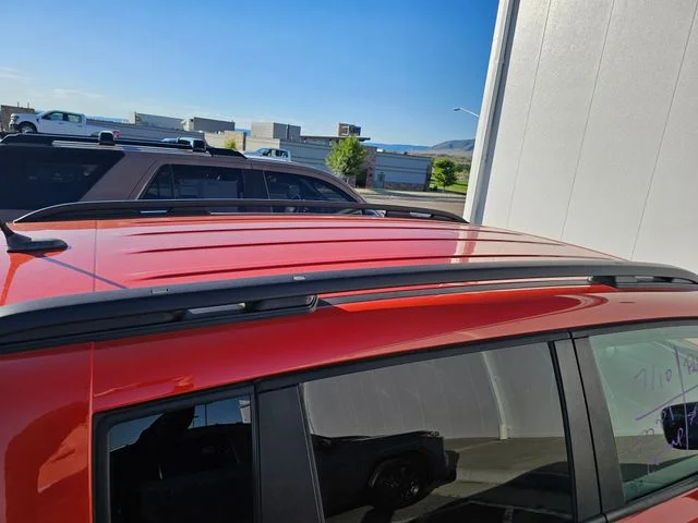 Used 2017 Orange Jeep Latitude image 7
