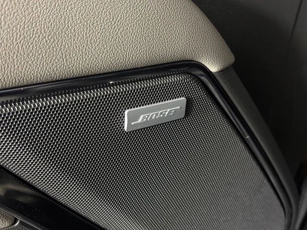 Used 2022 Black Chevrolet ZR2 image 20