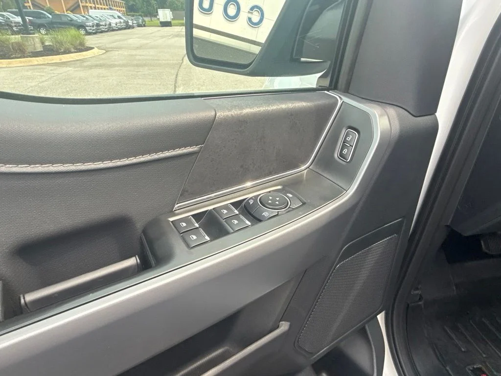 Used 2025 White Ford XLT image 12