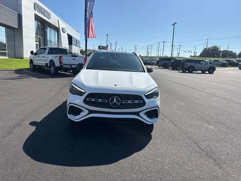 Used 2025  Mercedes-Benz GLA 250 image 3