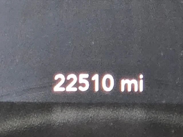 Used 2023 Gray Dodge SXT image 21