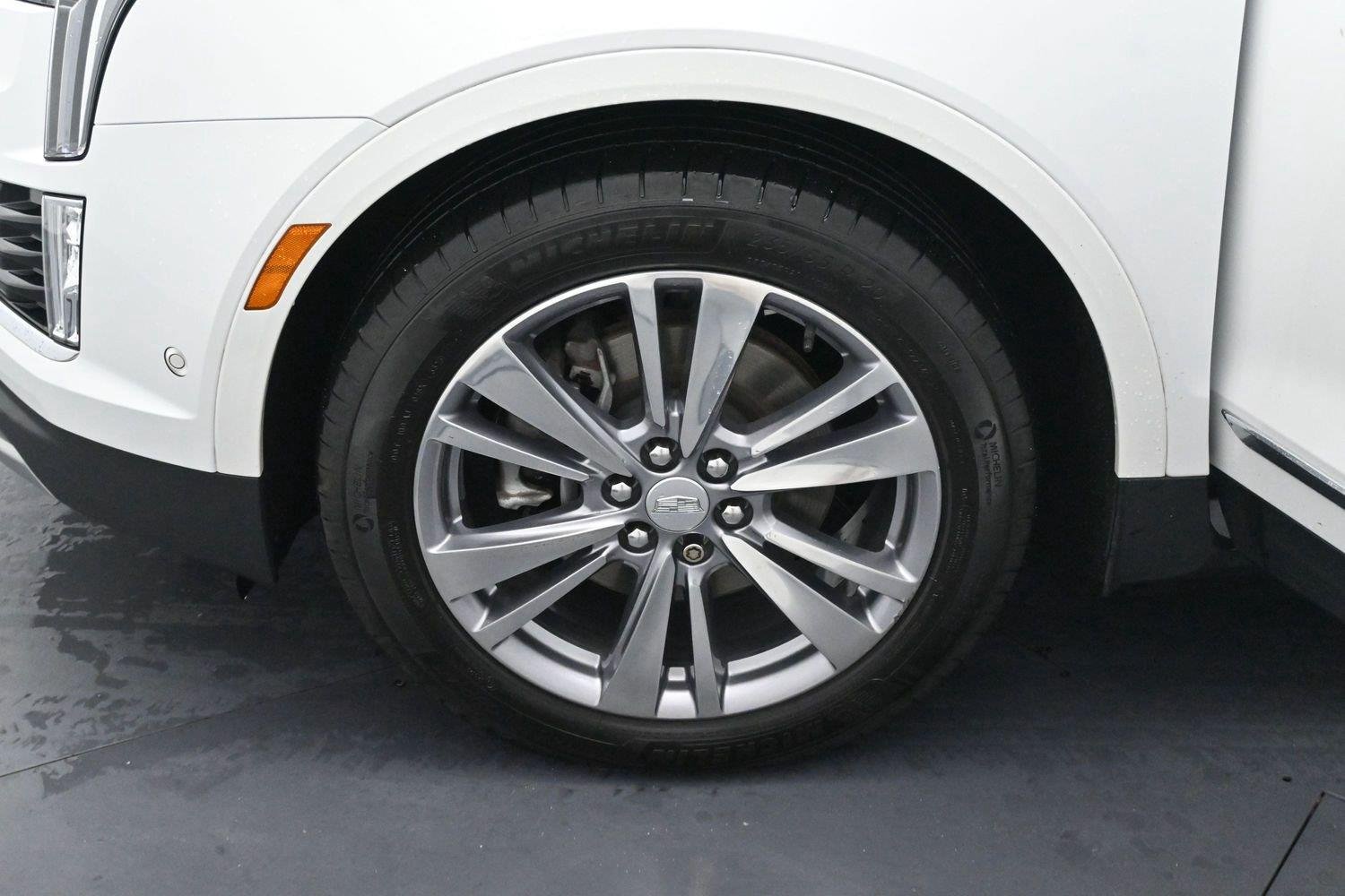 Used 2024 Crystal White Tricoat Cadillac Premium Luxury image 34