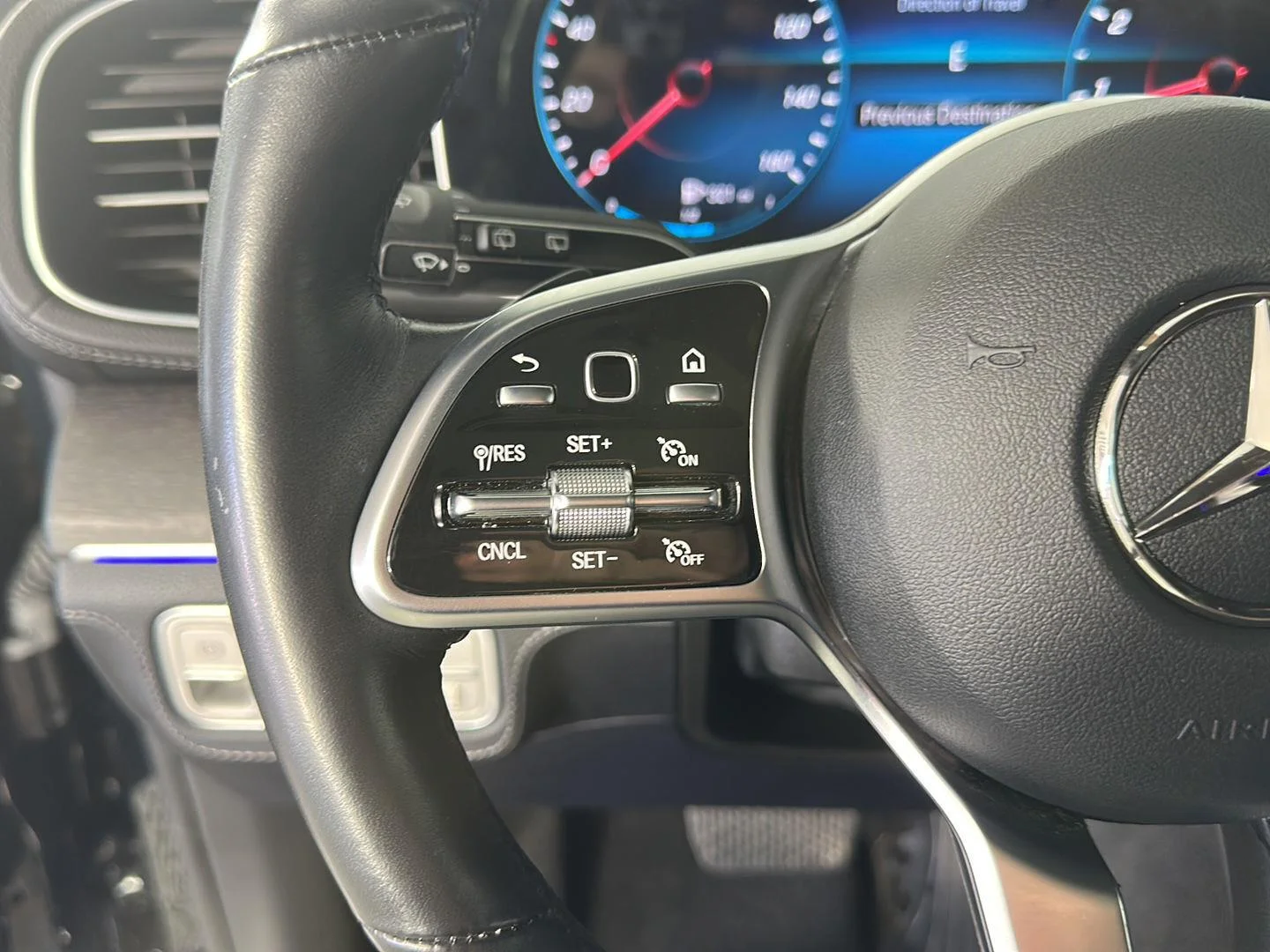 Used 2023  Mercedes-Benz GLE 350 image 11