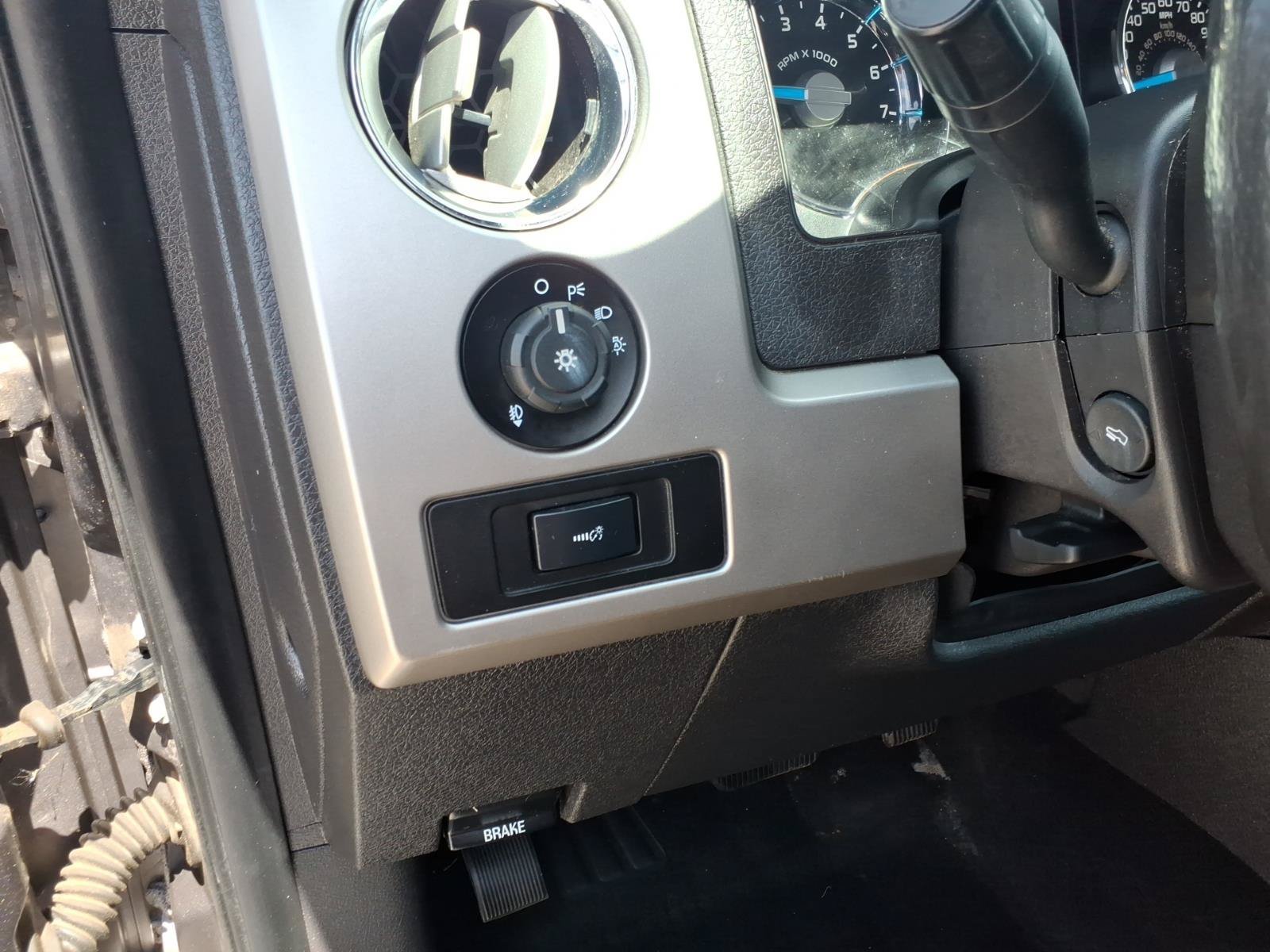 Used 2014 Gray Ford Platinum image 14