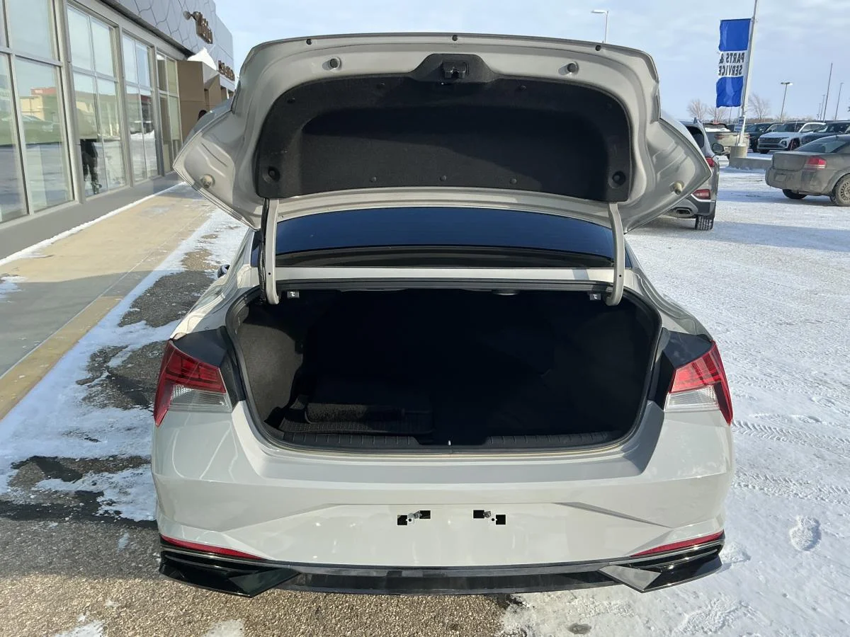 Used 2022 Grey Hyundai Ultimate image 35