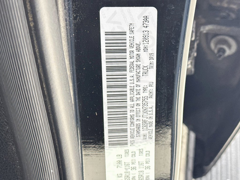 Used 2019 Diamond Black Crystal Pearlcoat Ram Laramie image 39