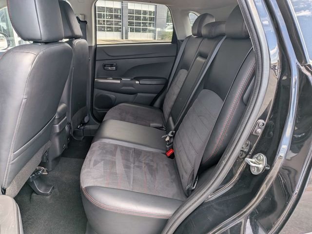Used 2024 Silver Mitsubishi 2.0 SE image 13