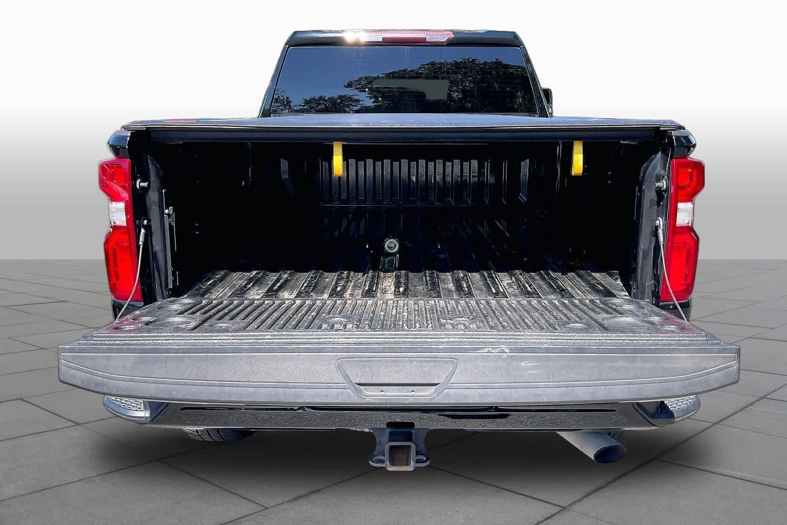 Used 2020 Black Chevrolet Custom image 34