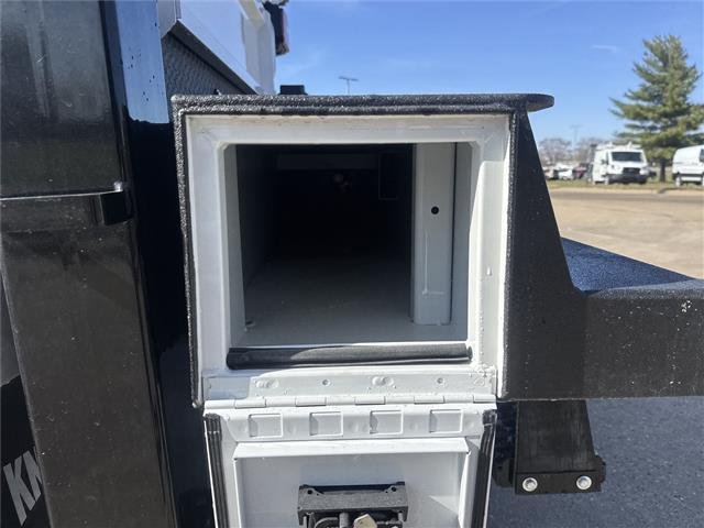 New 2026 Oxford White Ford F-550® XL image 51