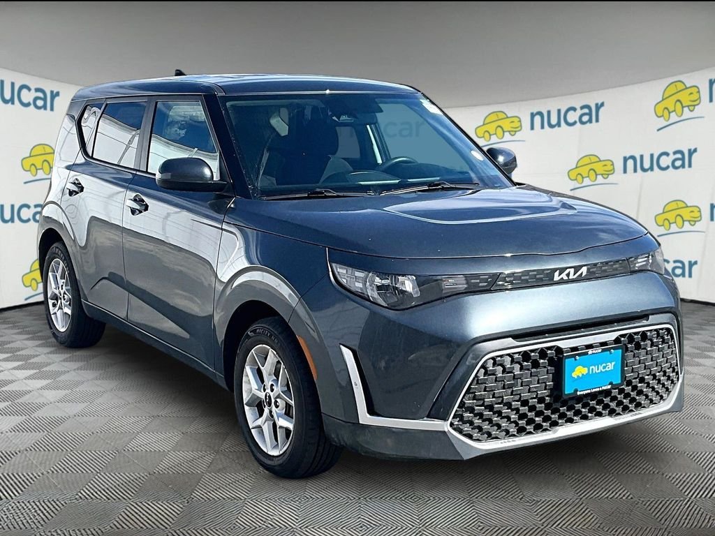 2023 Kia Soul LX
