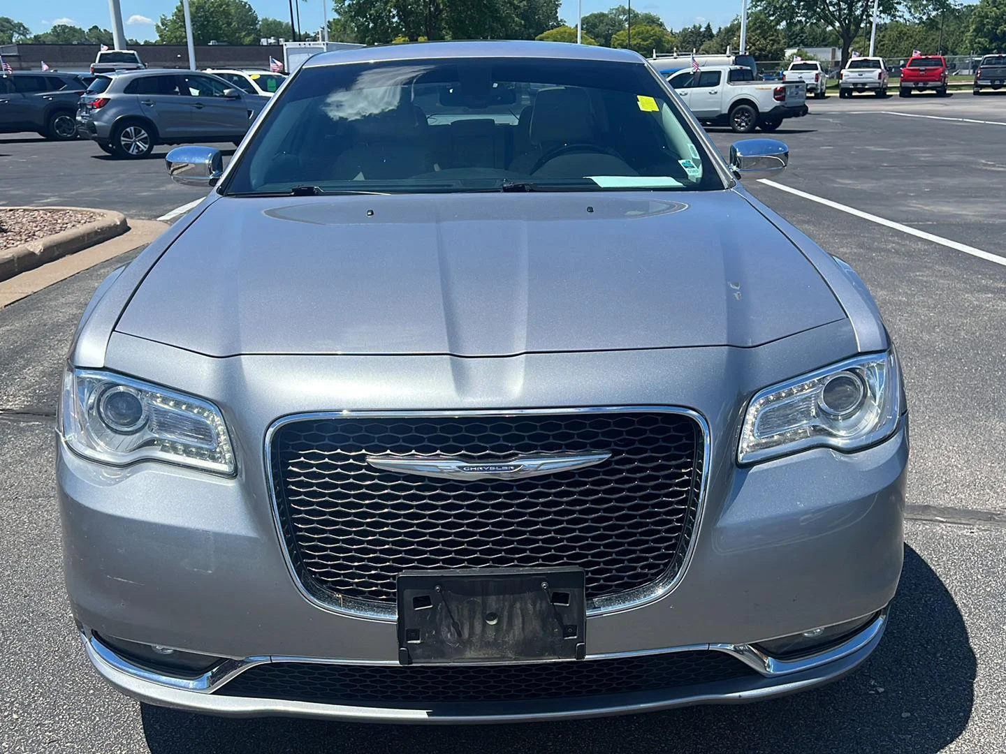 Used 2016 Billet Silver Metallic Clearcoat Chrysler 300C image 13