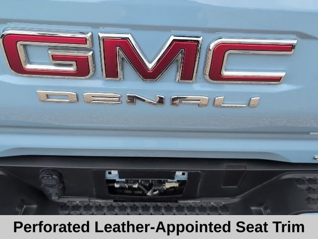 Used 2025 Glacier Metallic GMC Denali image 21