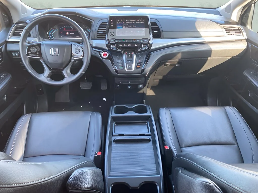 Used 2024 Black Honda Touring image 12