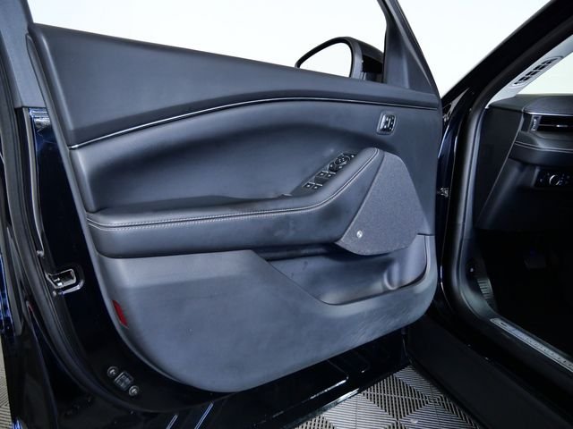 Used 2023 Black Ford Premium image 15