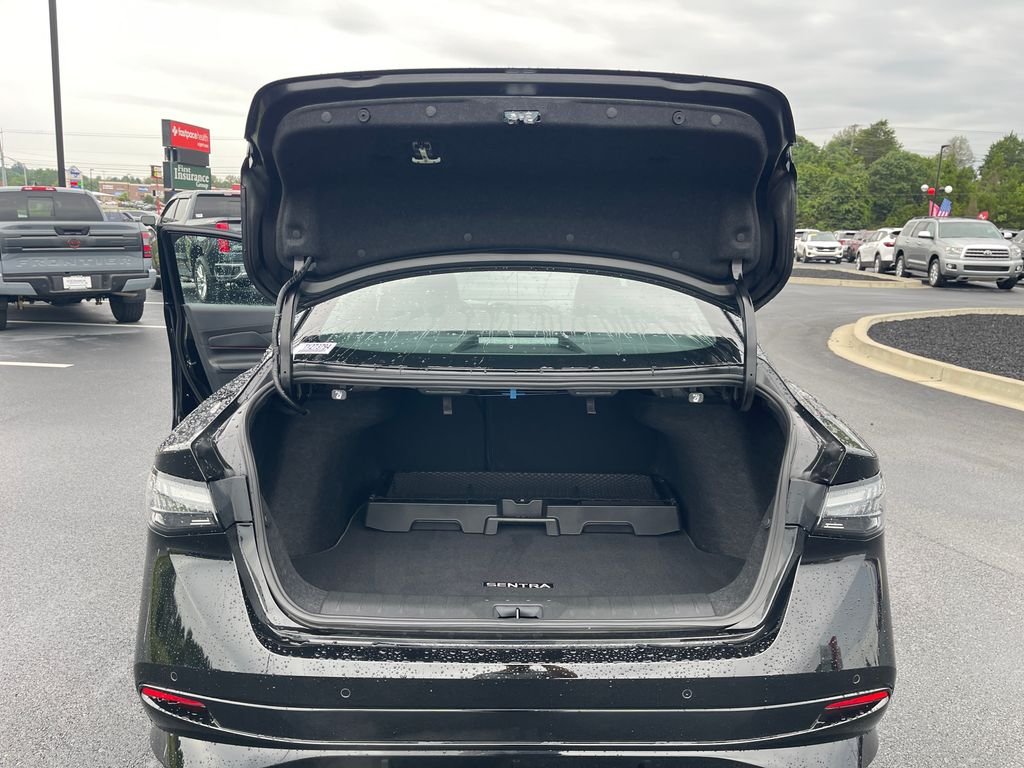 Certified Used 2026 Black Nissan SR image 9