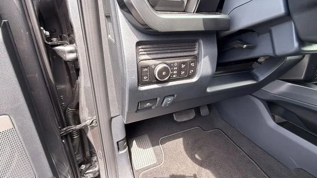 New 2026 Carbonized Gray Metallic Ford F-250® Lariat® image 71