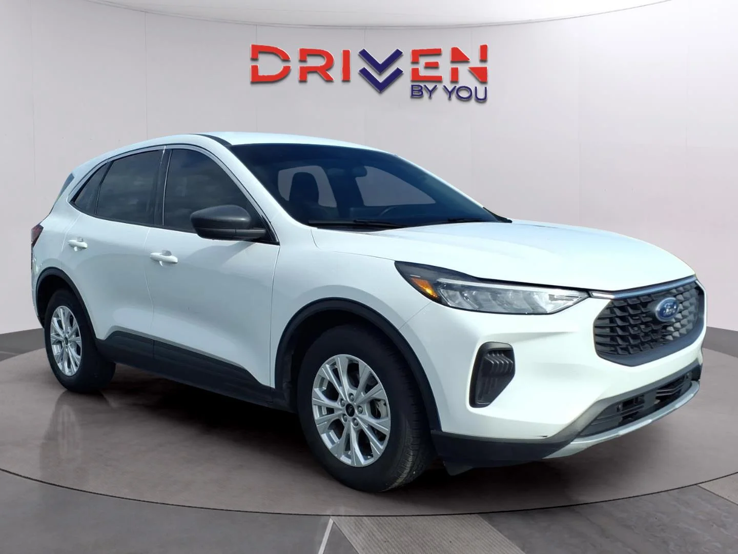 Used 2023 Oxford White Ford Active image 7