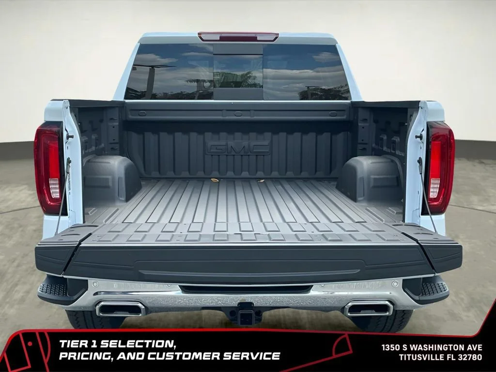 New 2026 Glacier White Tricoat GMC SLT image 23