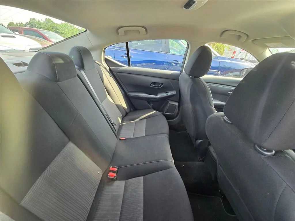 Used 2025 Gray Nissan SV image 6