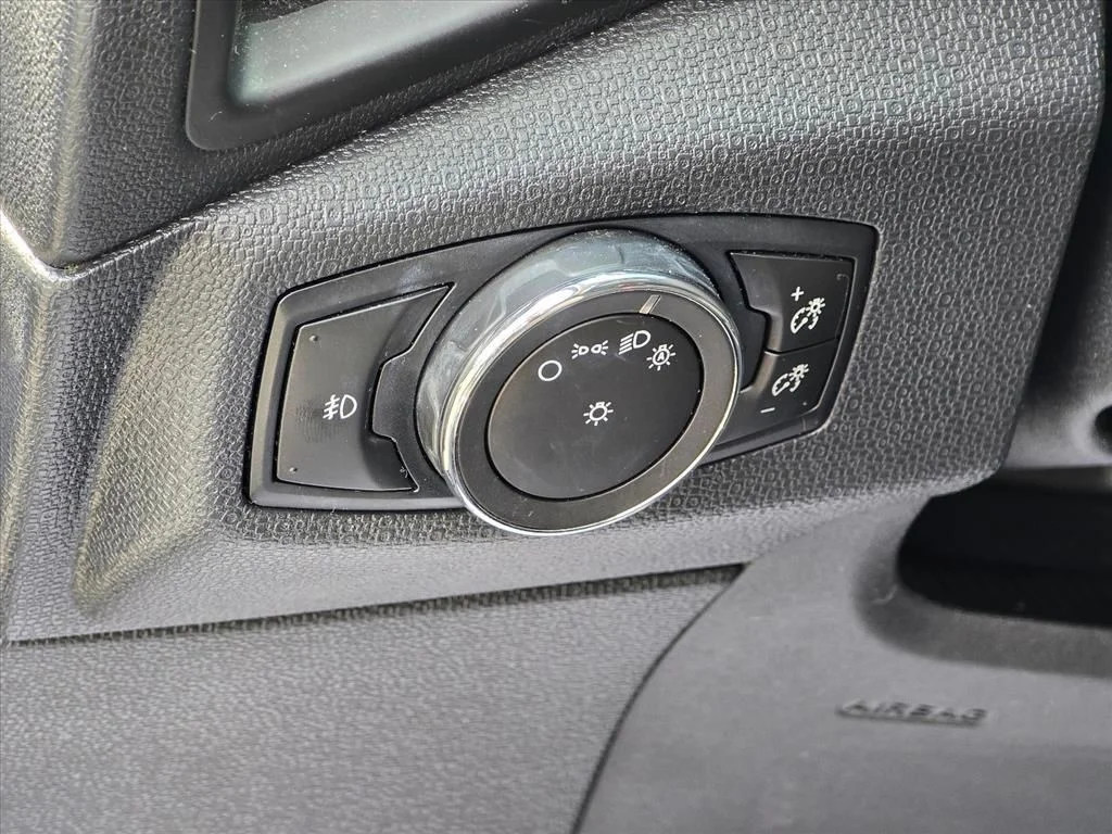 Used 2020 Black Ford SE image 11