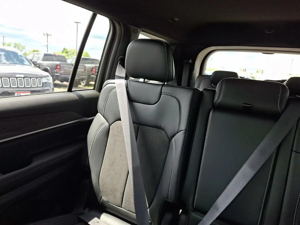 New 2026 Bright White Clearcoat Jeep Laredo Altitude image 13