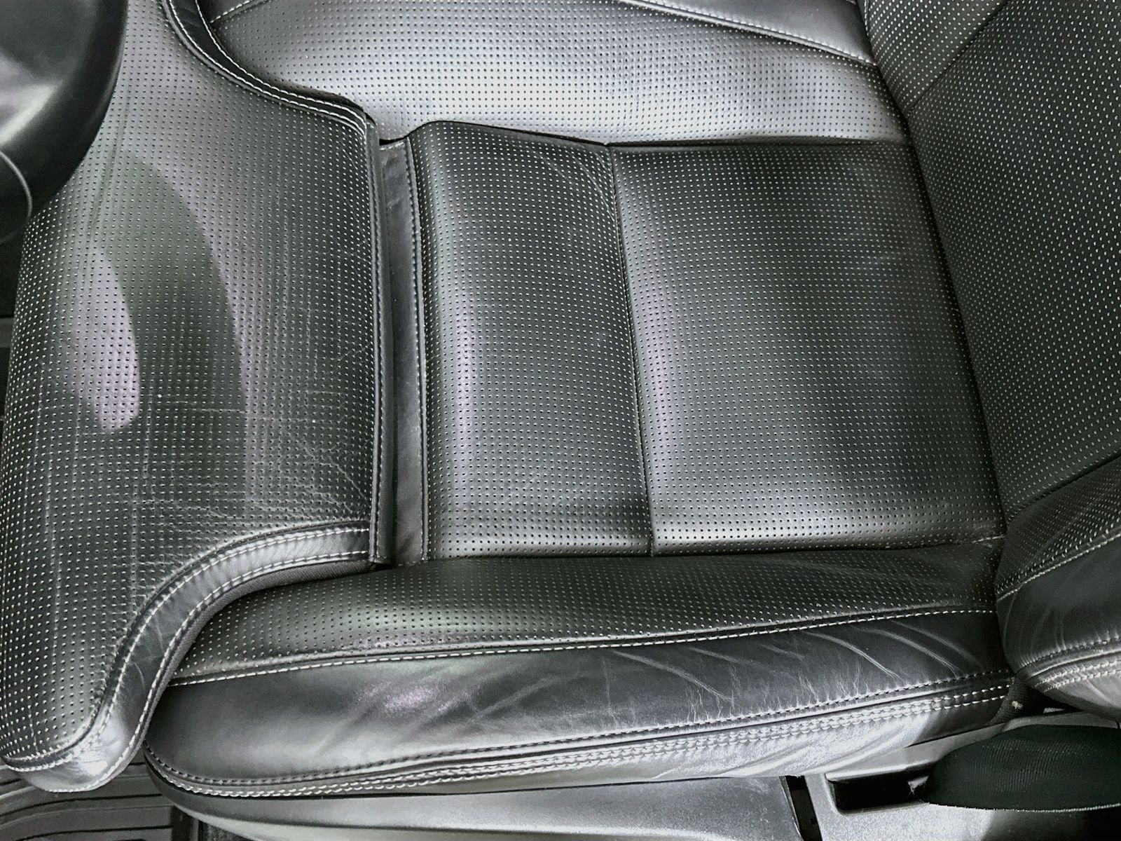 Used 2023 Silver Volvo Ultimate image 20