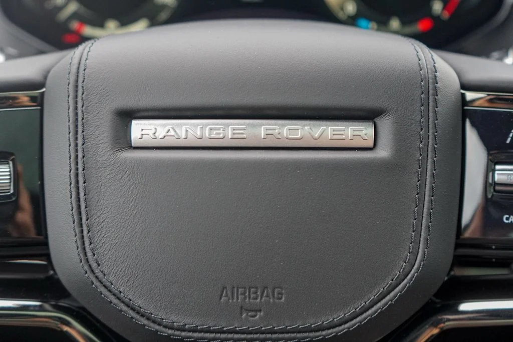 New 2026 White Land Rover Dynamic SE image 17
