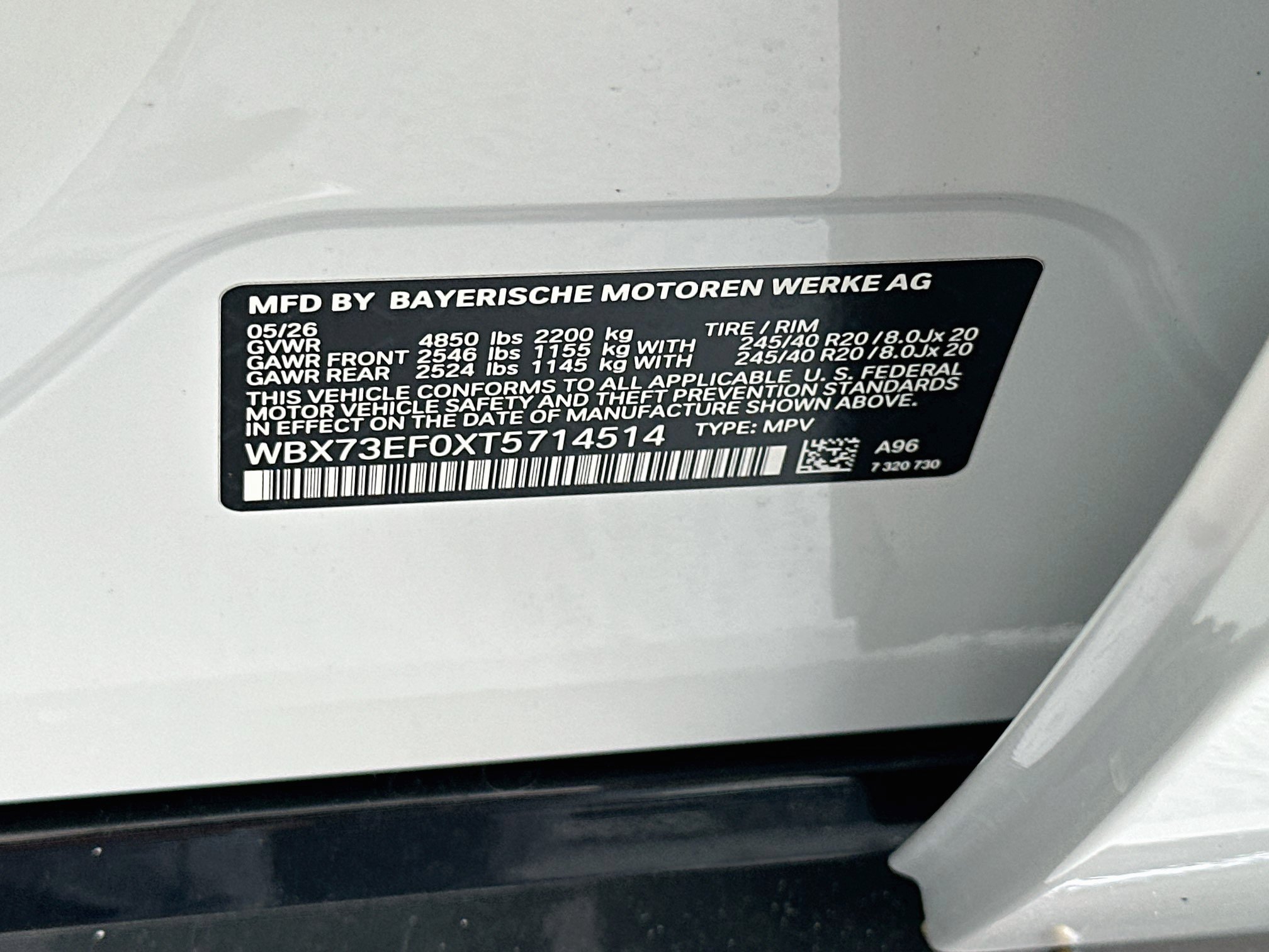 New 2026 Mineral White Metallic BMW xDrive28i image 23