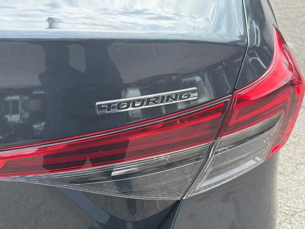 Used 2024 Gray Honda Touring image 8
