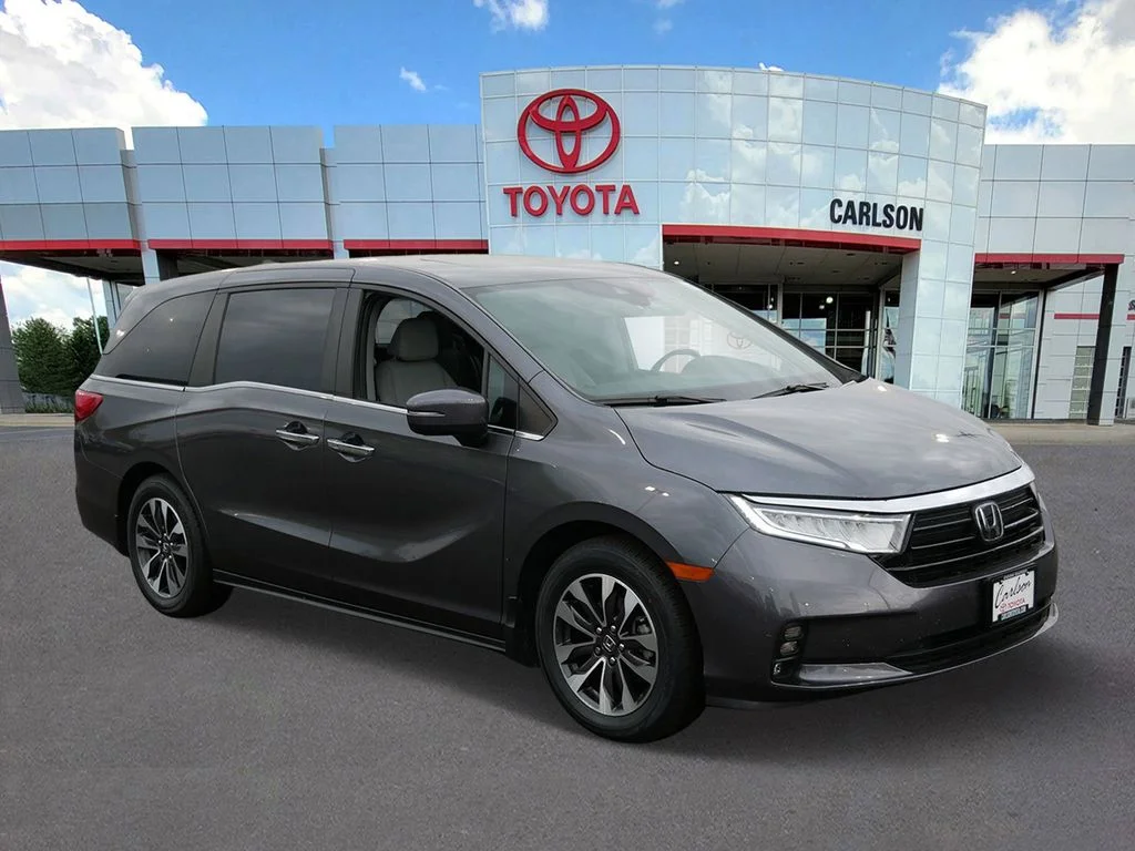 Used 2024 Honda Odyssey EX-L with VIN 5FNRL6H61RB016880 for sale in Minneapolis, Minnesota