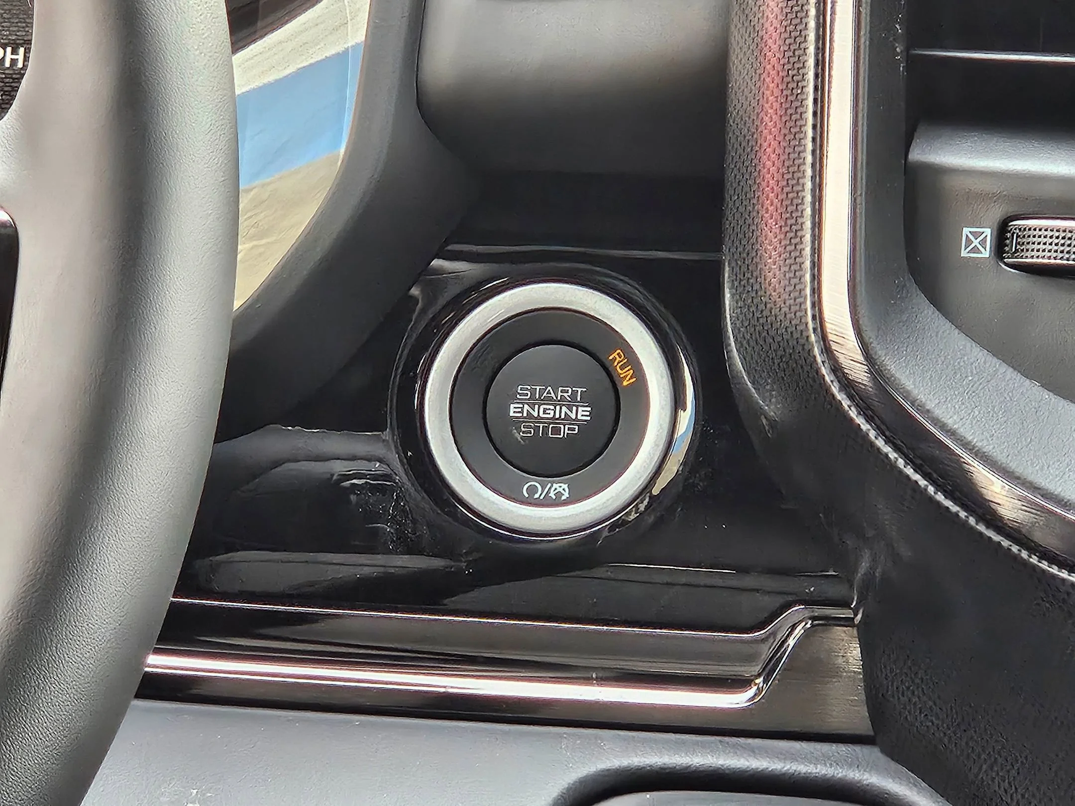 2026 RAM 1500 Limited - Photo 12