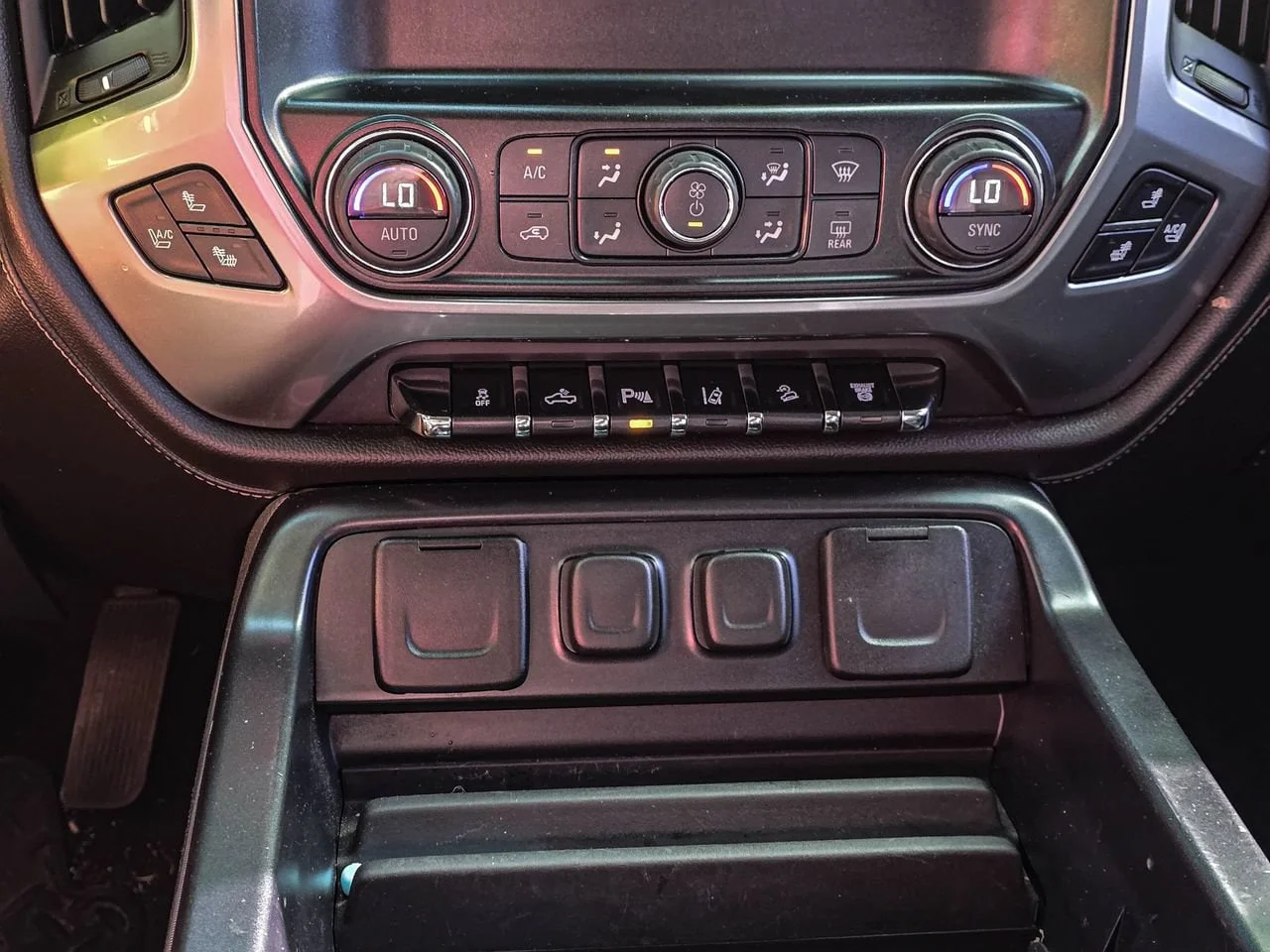 Used 2015 Black Chevrolet LTZ image 17