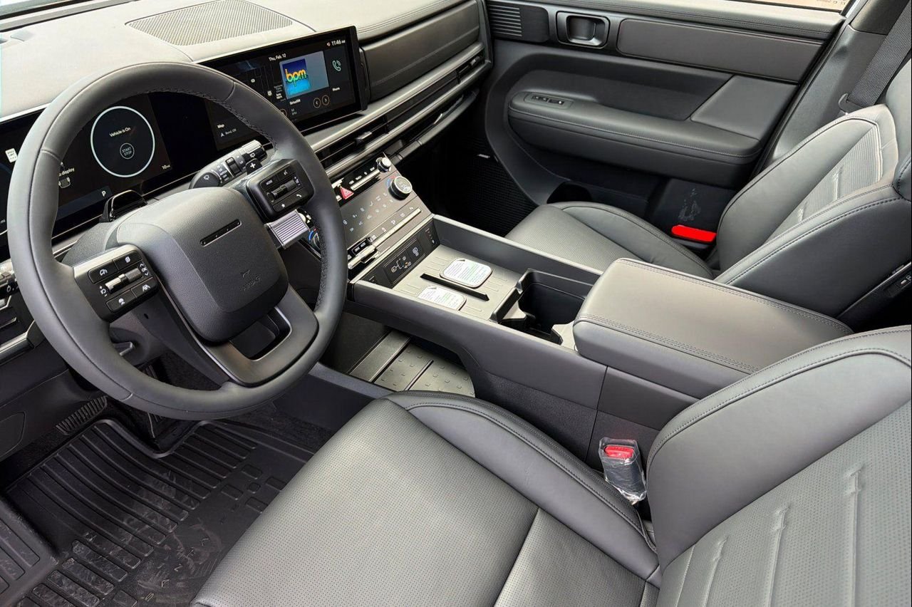 New 2026 White Hyundai Calligraphy AWD image 10