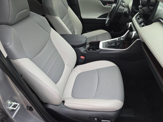 Certified Used 2023 SILVER SKY METALLIC Toyota  image 38