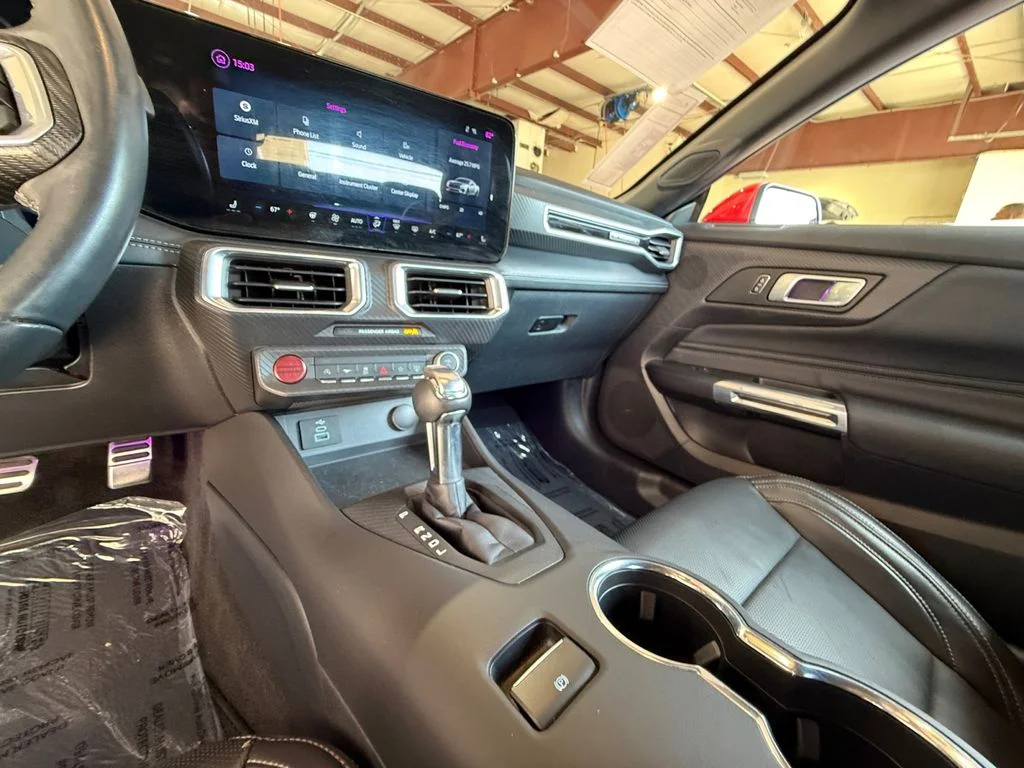 2025 Ford Mustang EcoBoost Premium - Photo 15