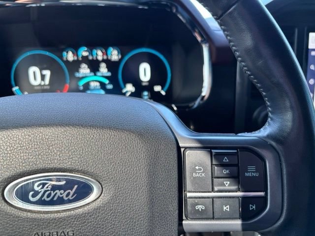 Used 2023 Black Ford LARIAT image 27