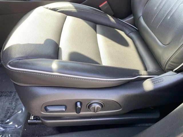 Used 2024 Blue Buick Avenir image 19