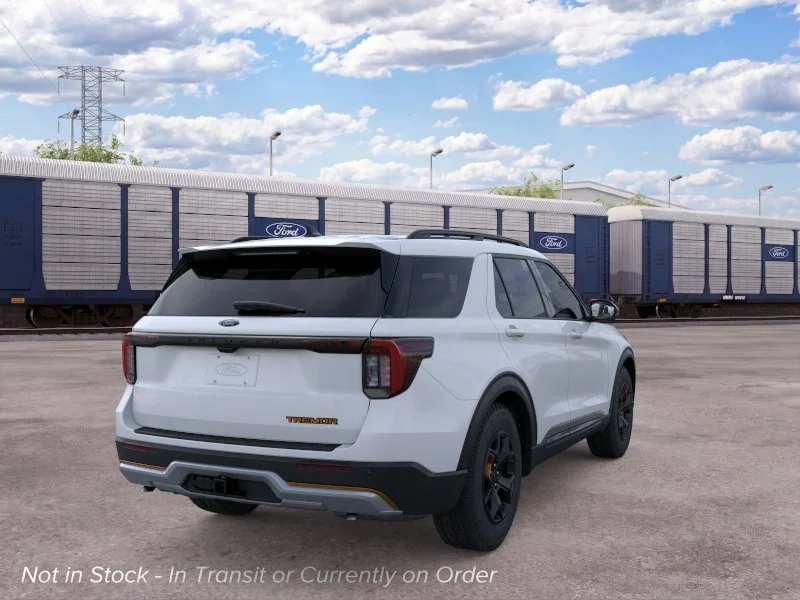New 2026 Space White Metallic Ford Tremor® image 8