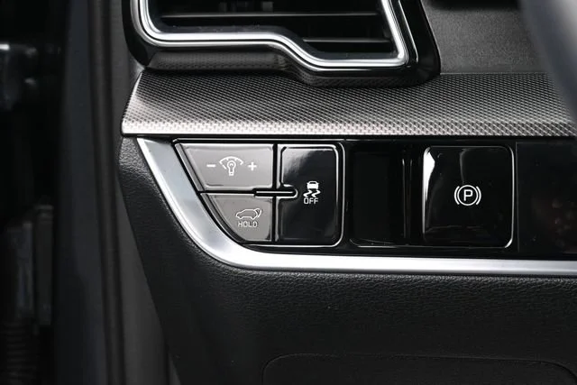 Used 2025 Gravity Gray Kia SX image 13