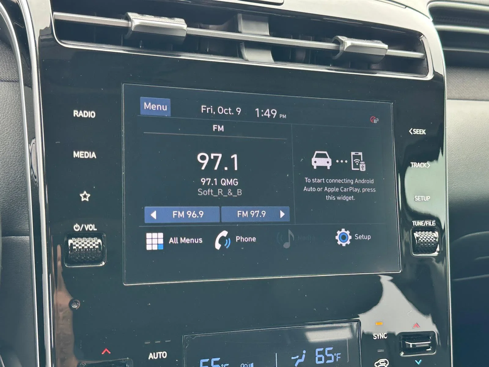Used 2023 Serenity White Pearl Hyundai SEL image 32