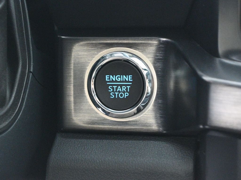 New 2026 Avalanche Ford Lariat image 23