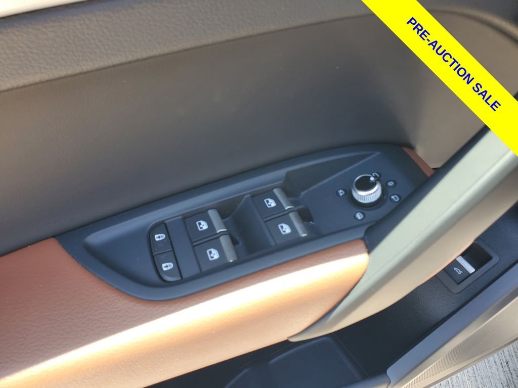 Used 2025 White Audi  image 20