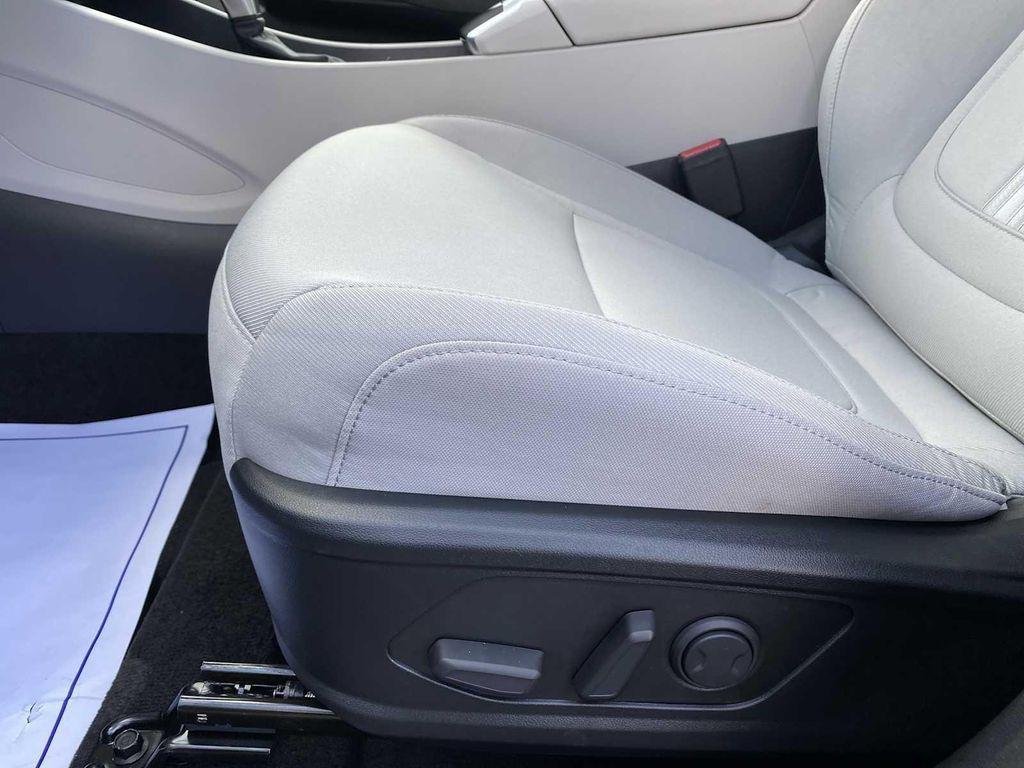 New 2026 Red Hyundai SEL FWD image 26
