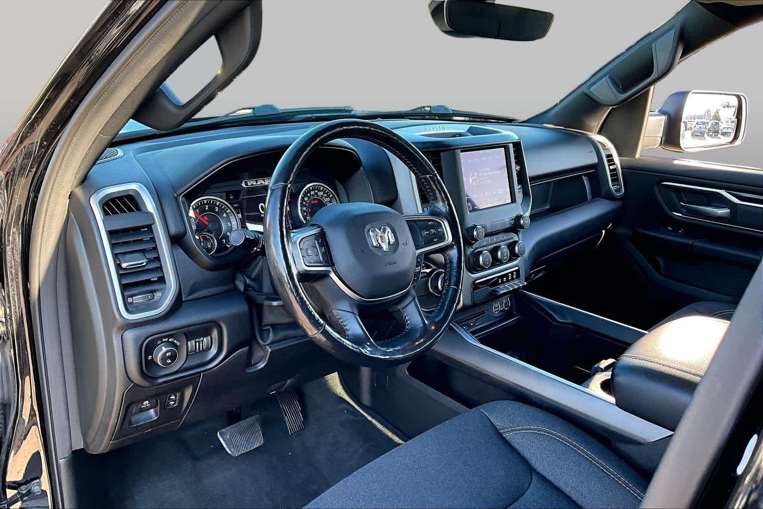 Used 2019 Diamond Black Crystal Pearlcoat Ram Big Horn/Lone Star image 18