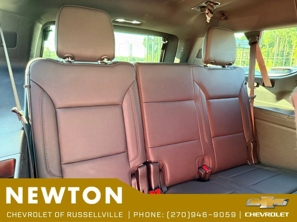 Used 2022 Summit White Chevrolet LT image 19