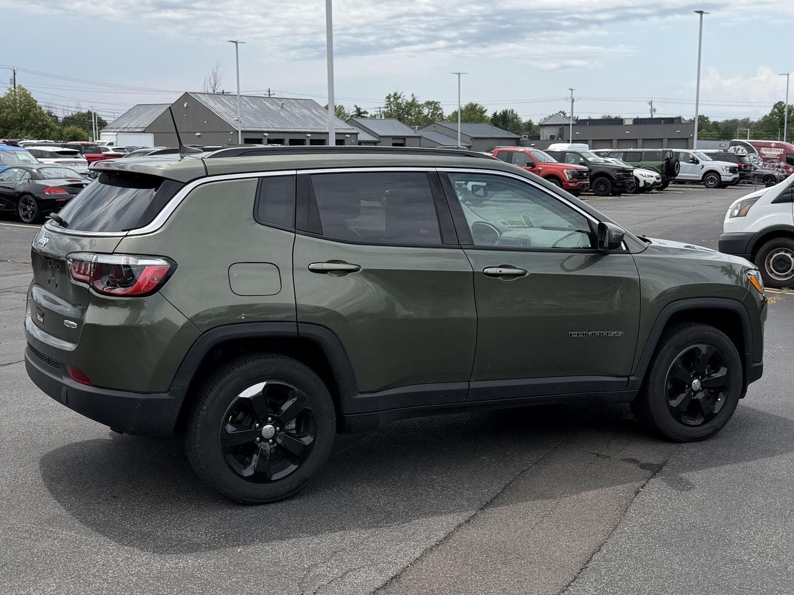 Used 2021 Olive Green Pearlcoat Jeep Latitude image 3