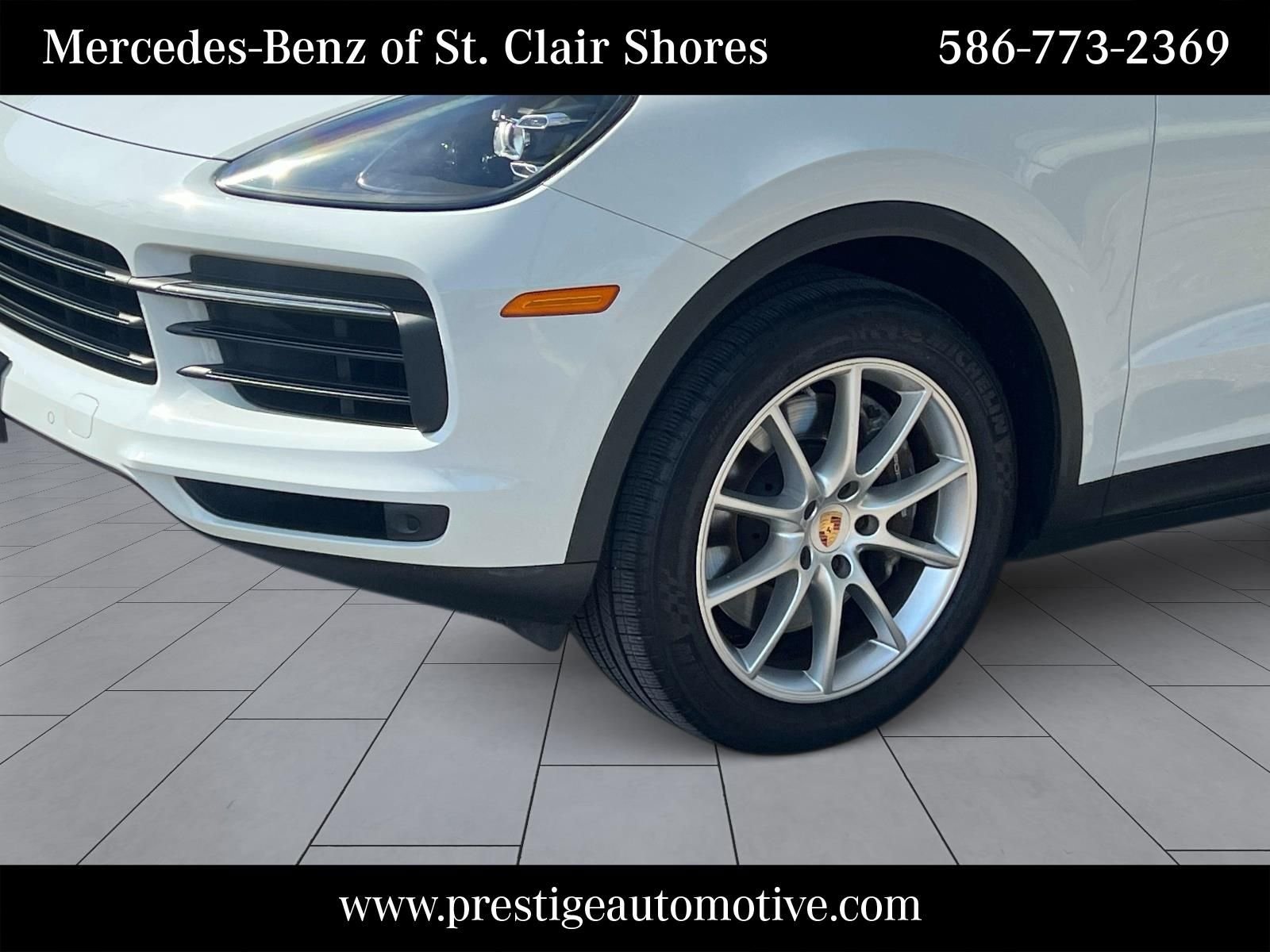 Used 2021 White Porsche Base image 10