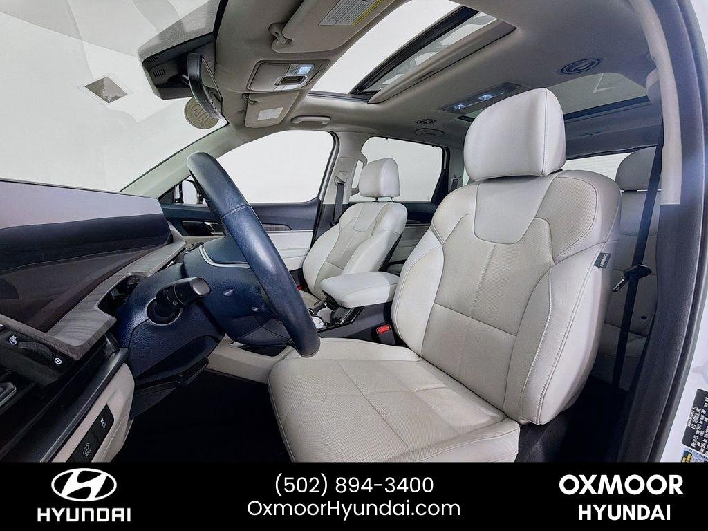 Used 2023 Glacial White Pearl Kia SX image 22
