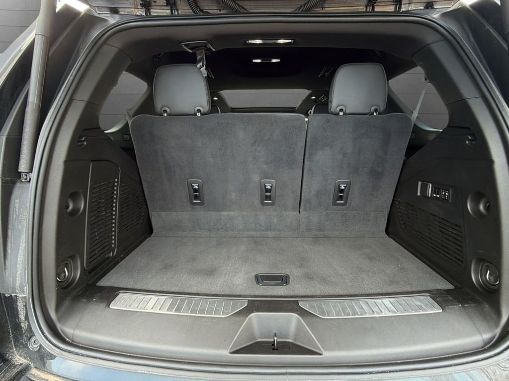 Used 2023 Black Chevrolet High Country image 29
