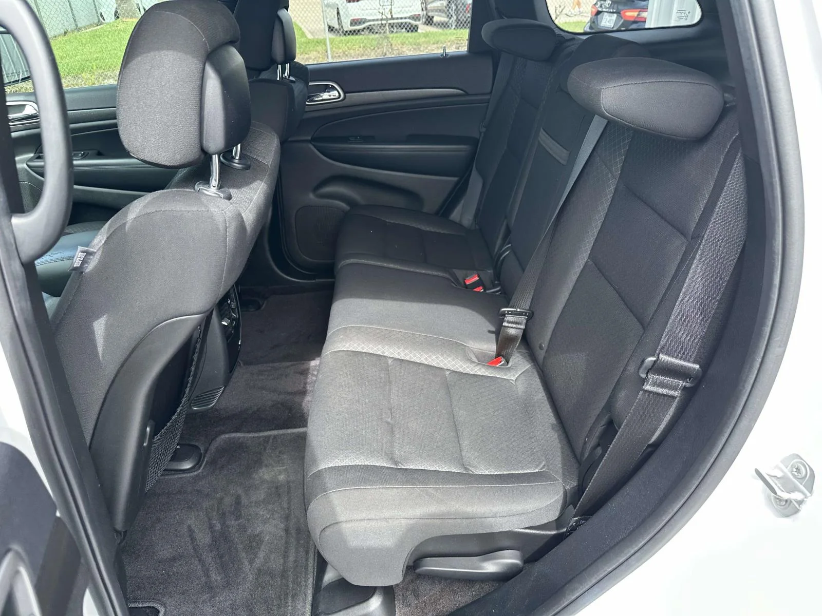 Used 2018 Bright White Clearcoat Jeep Laredo image 11